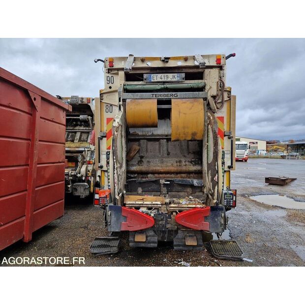 2018 Renault D WIDE-45150446