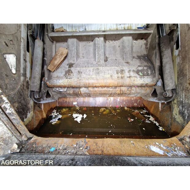 2018 Renault D WIDE-45150448