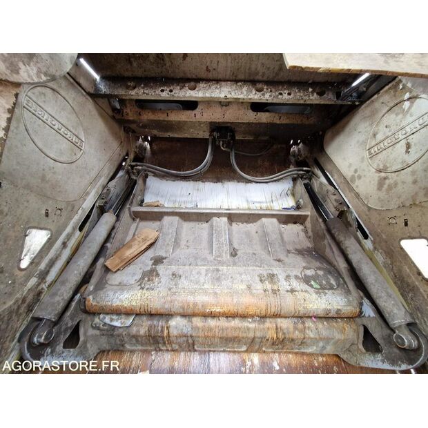 2018 Renault D WIDE-45150449