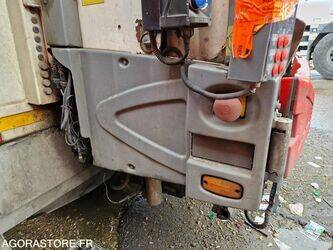 2018-renault-d-wide-1409676-45150454