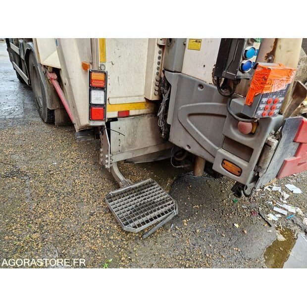 2018 Renault D WIDE-45150458