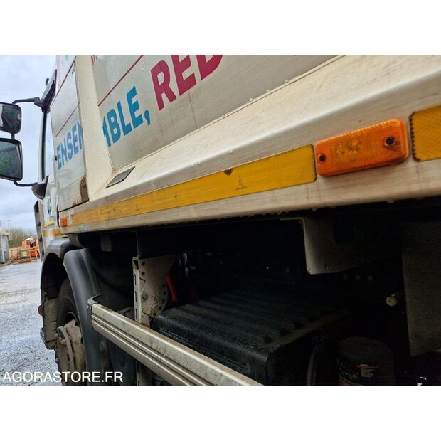 2018 Renault D WIDE-45150469