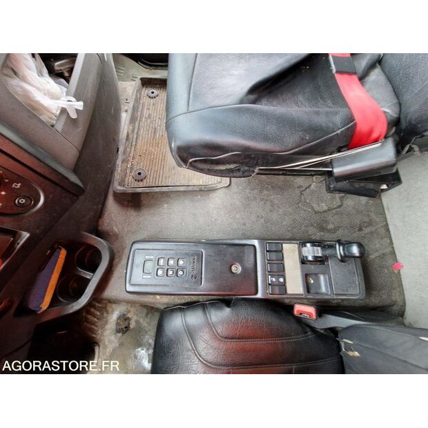 2018 Renault D WIDE-45150484