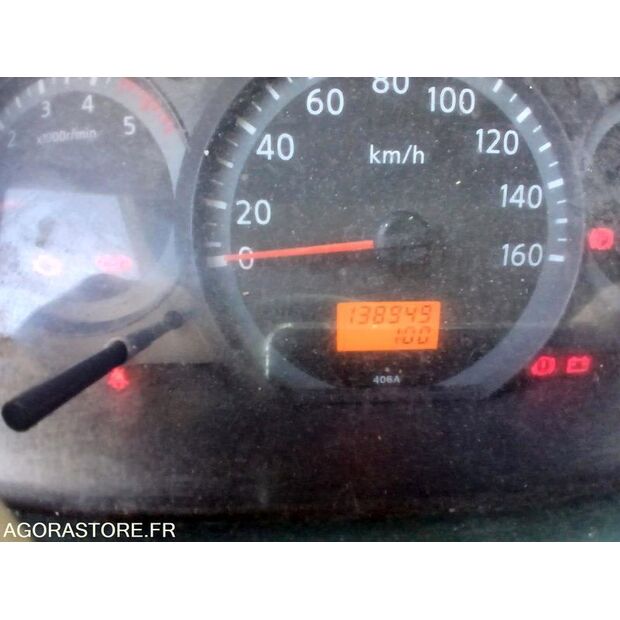 2011 NISSAN Cabstar-45150548