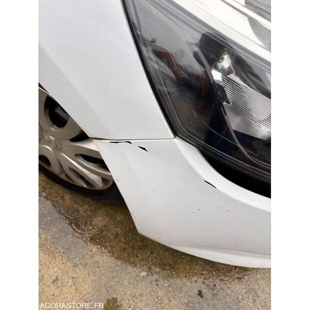 2013 Renault Clio-45150558