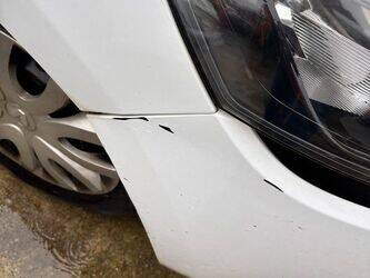 2013-renault-clio-1409684-45150558