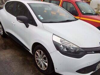 2013-renault-clio-1409686-45150597
