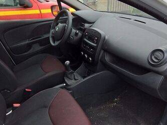 2013-renault-clio-1409686-45150598