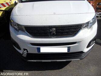 2020-peugeot-rifter-1409188-45150735