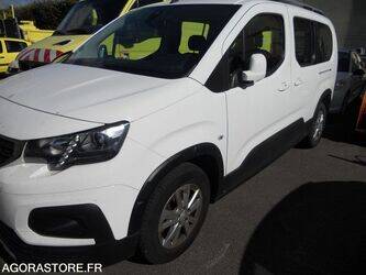 2020-peugeot-rifter-1409188-45150736