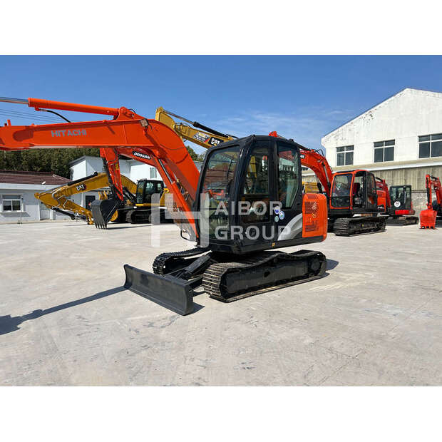 2023 هيتاشى ZX60-45150807