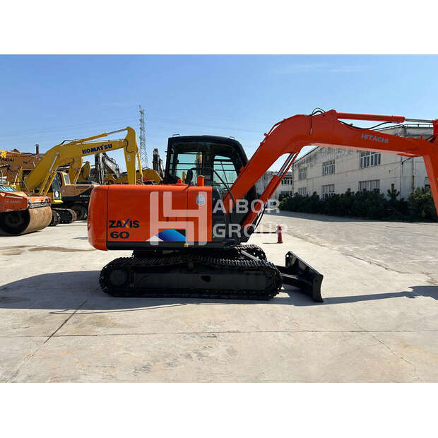 2023 هيتاشى ZX60-45150814