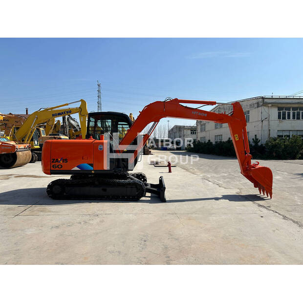2023 هيتاشى ZX60-45150815