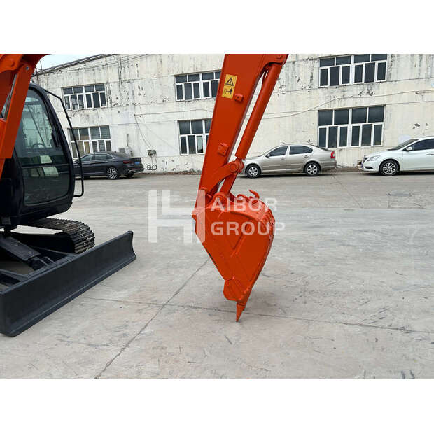 2023 هيتاشى ZX60-45150829