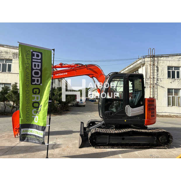 2024 Hitachi ZX75-45150857