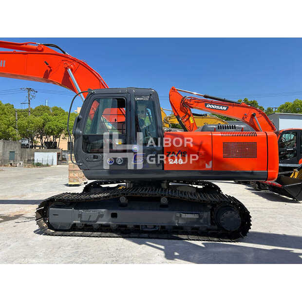 2024 Hitachi ZX240-3G-45150900