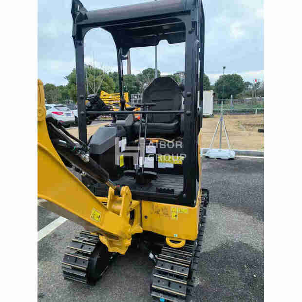 2025 Caterpillar 301.7-45150945