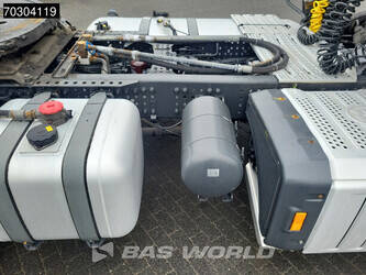 2021-mercedes-benz-actros-1845-1386683-45151347