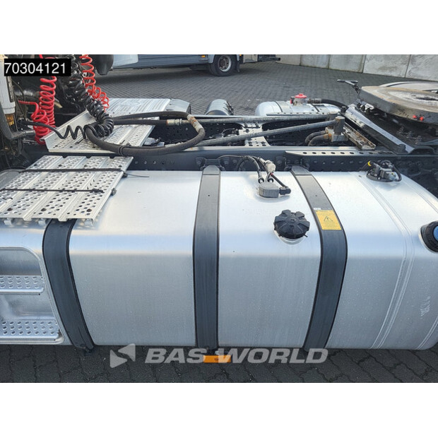 2022 مرسيدس بنز ACTROS 1845-45151521