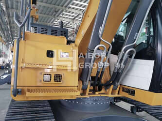 2025-liebherr-920-45152546