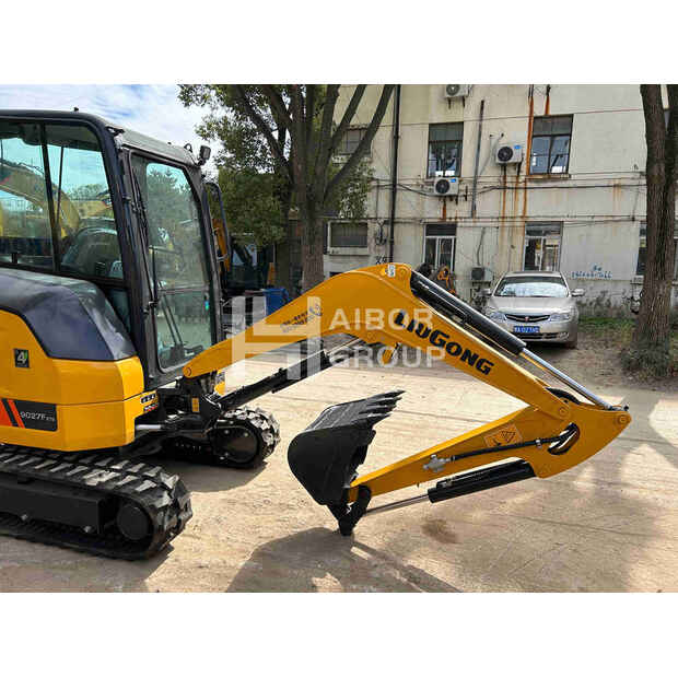 2025 LiuGong 9027F-45152600