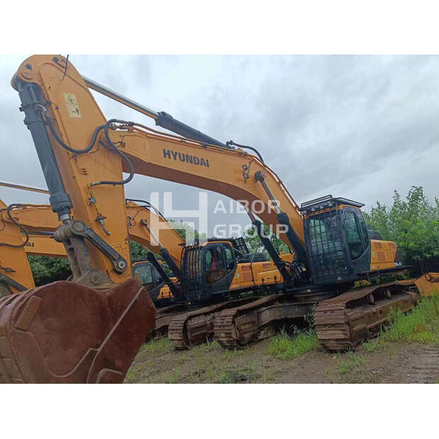 2025 هيونداي ROBEX 520 L-9VS-45153269