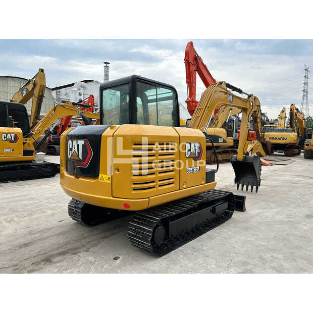 2024 كاتربيلر 305.5E2-45153906