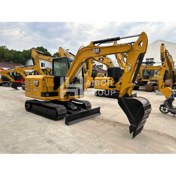 2024 كاتربيلر 305.5E2-45153911