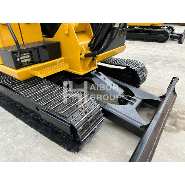 2024 كاتربيلر 305.5E2-45153998