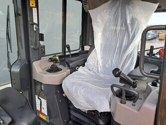 2024-komatsu-d51pxi-24e0-45156845