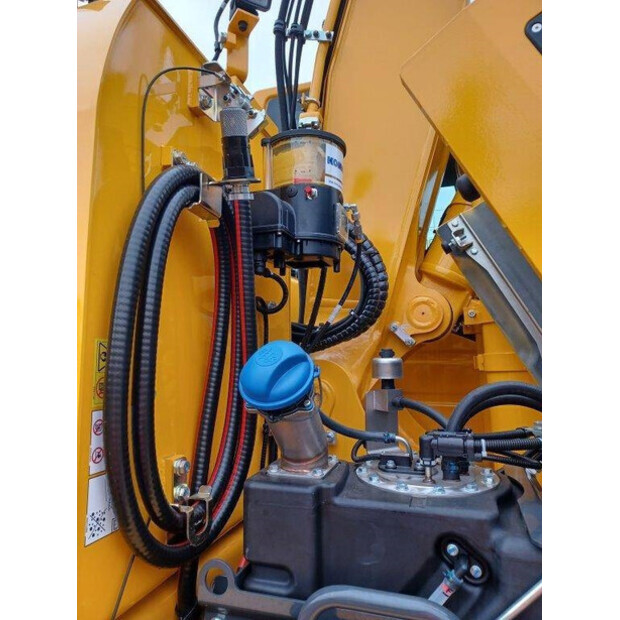 2023 Komatsu PW180-11E0-45157088