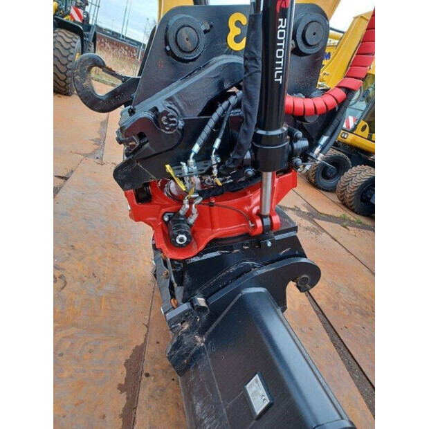 2023 Komatsu PW180-11E0-45157092