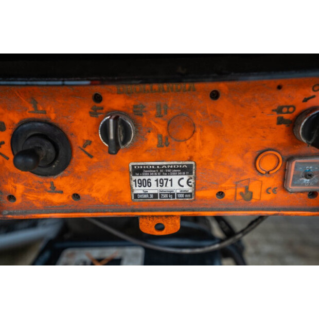 2012 Samro OTHERS-45157370