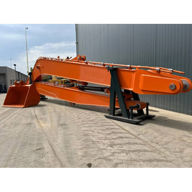 2025 Hitachi ZX200-45157756