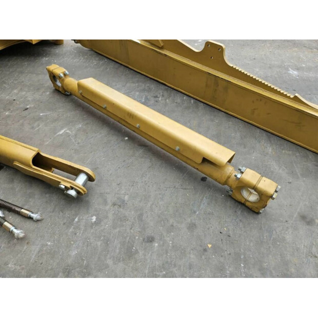 2025 Caterpillar D8T-45158372