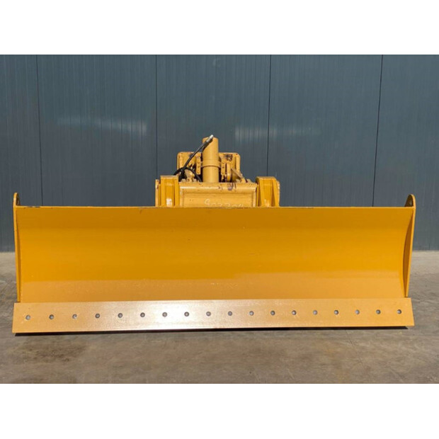 2025 Caterpillar 120M-45158382