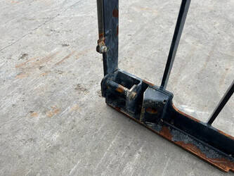 2013-caterpillar-320f-1410419-45158863