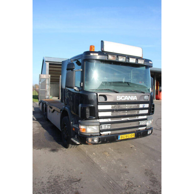 1998 Scania P94-45159528