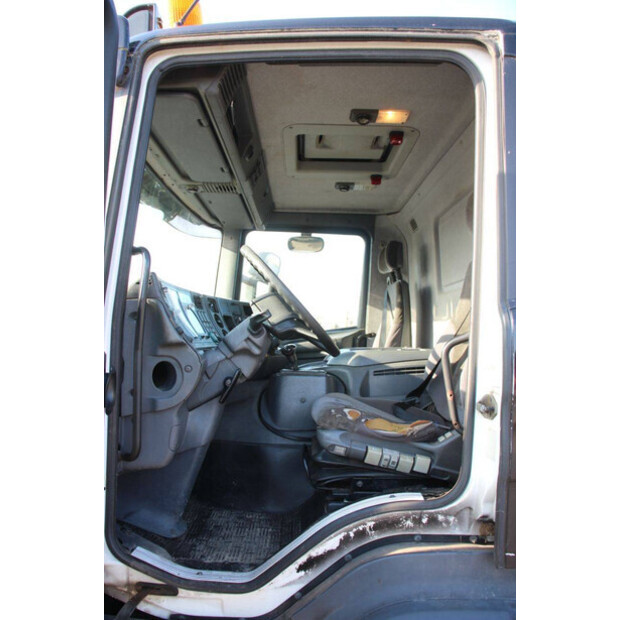 1998 Scania P94-45159551