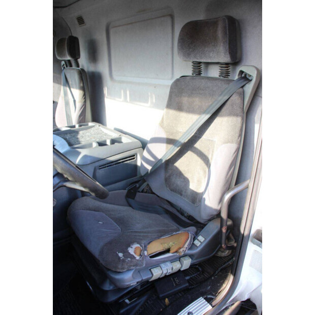 1998 Scania P94-45159554