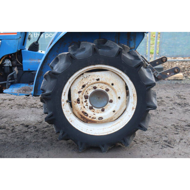 لسكي TU1700F-45159612