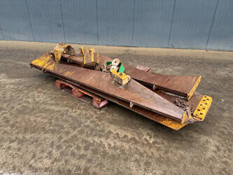 Image de Hayon Caterpillar 730