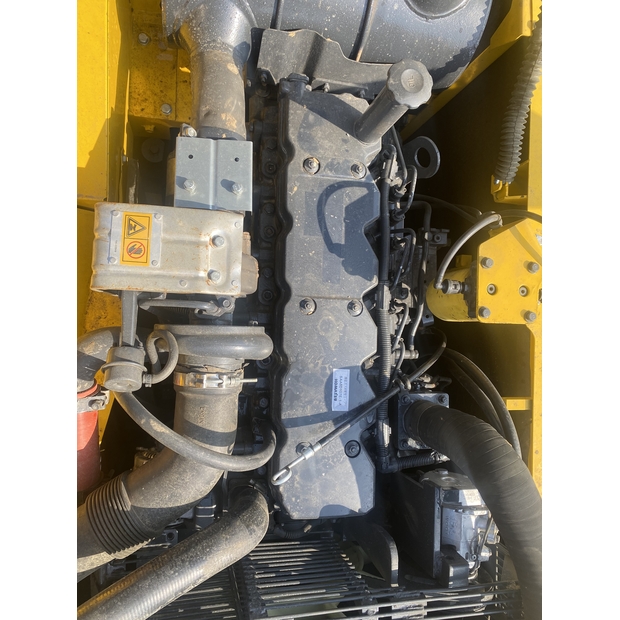 2024 كوماتسو PC240-8-45160199