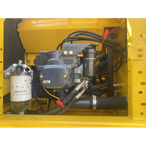 2024 كوماتسو PC240-8-45160200