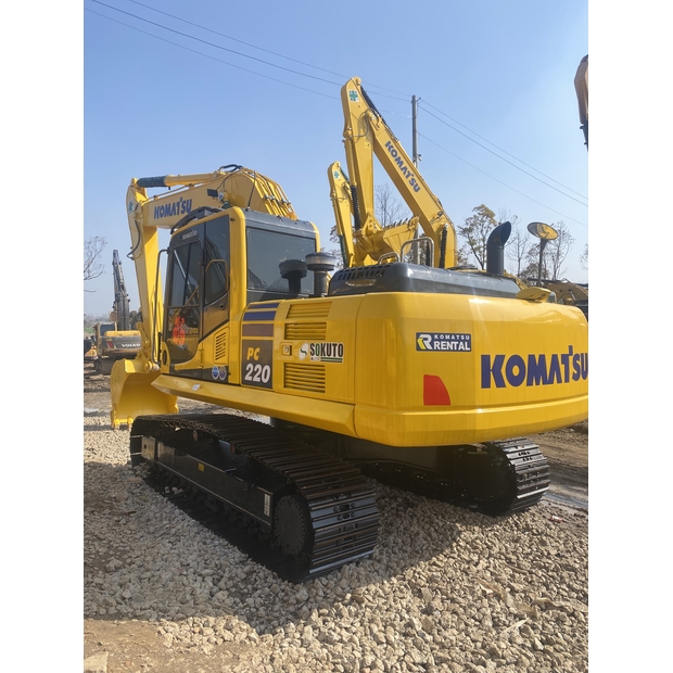 2024 Komatsu PC220-45160219