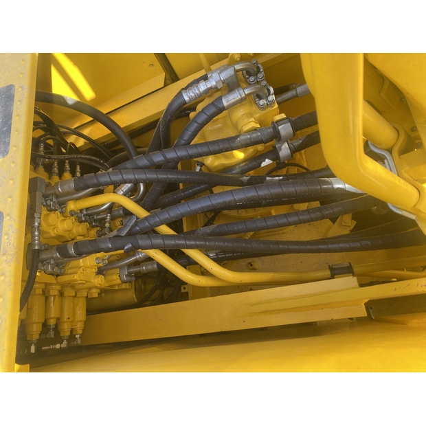 2024 Komatsu PC200-45160229