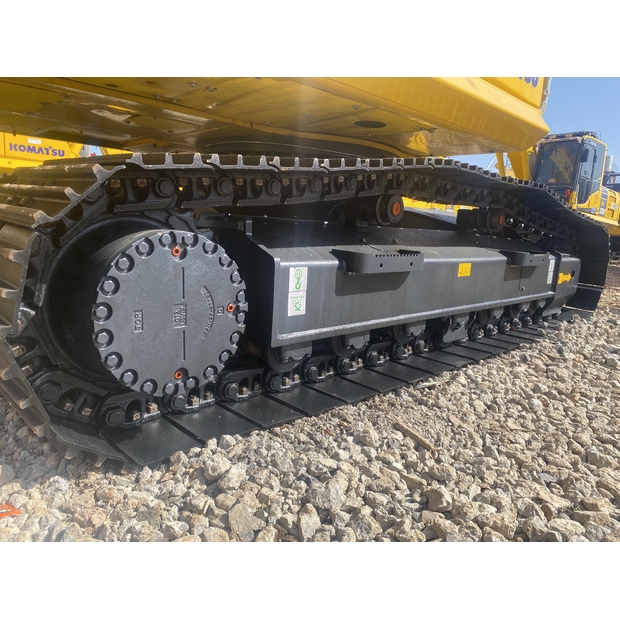 2024 Komatsu PC200-45160231