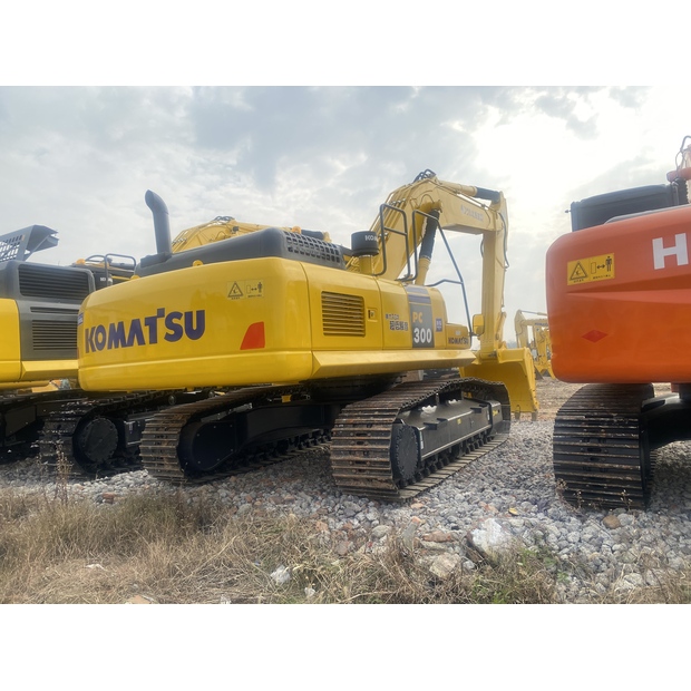 2024 كوماتسو PC300-45160243
