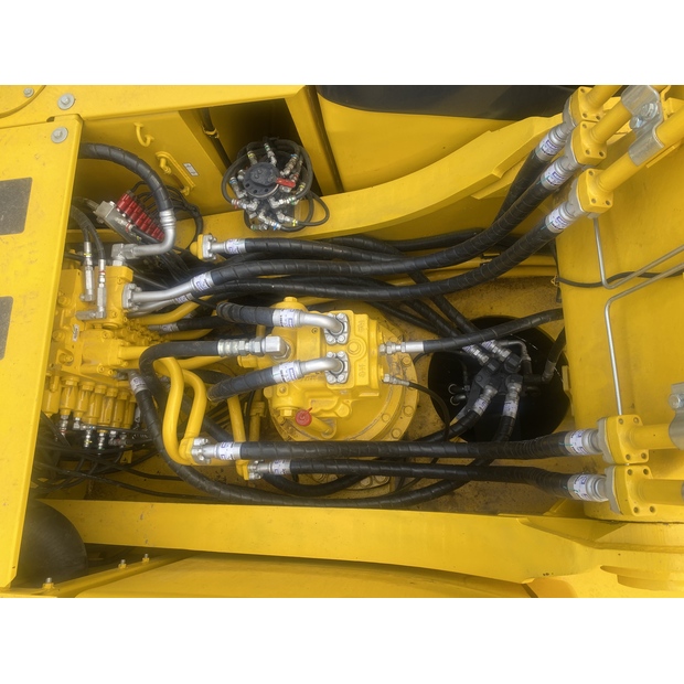 2024 كوماتسو PC300-45160247