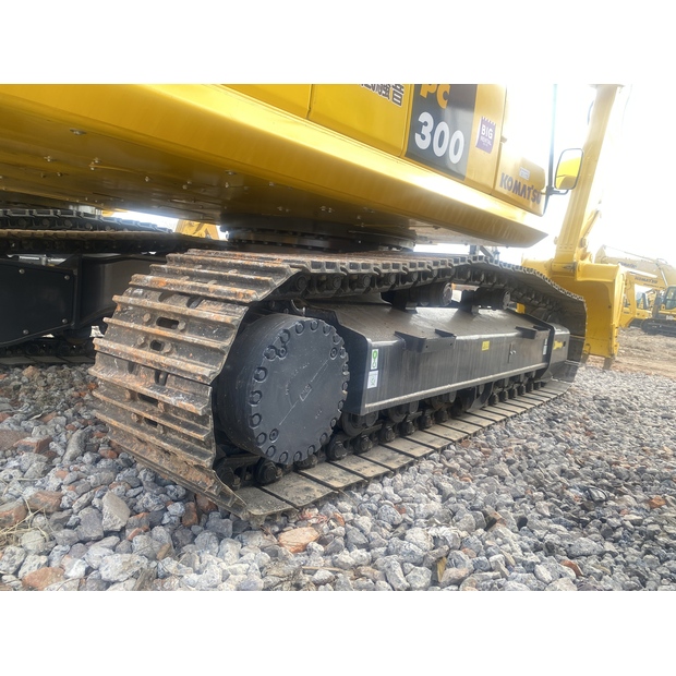 2024 كوماتسو PC300-45160253